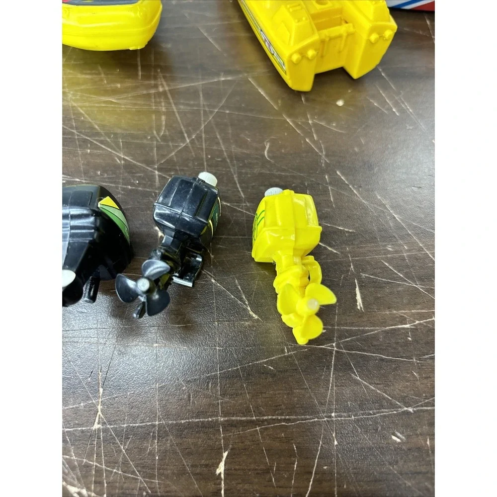 1978 Tomy Motor Boat Wind Up Lot 3 Boats 4 Motors‎ Parts Only Mercury Turbo Jet